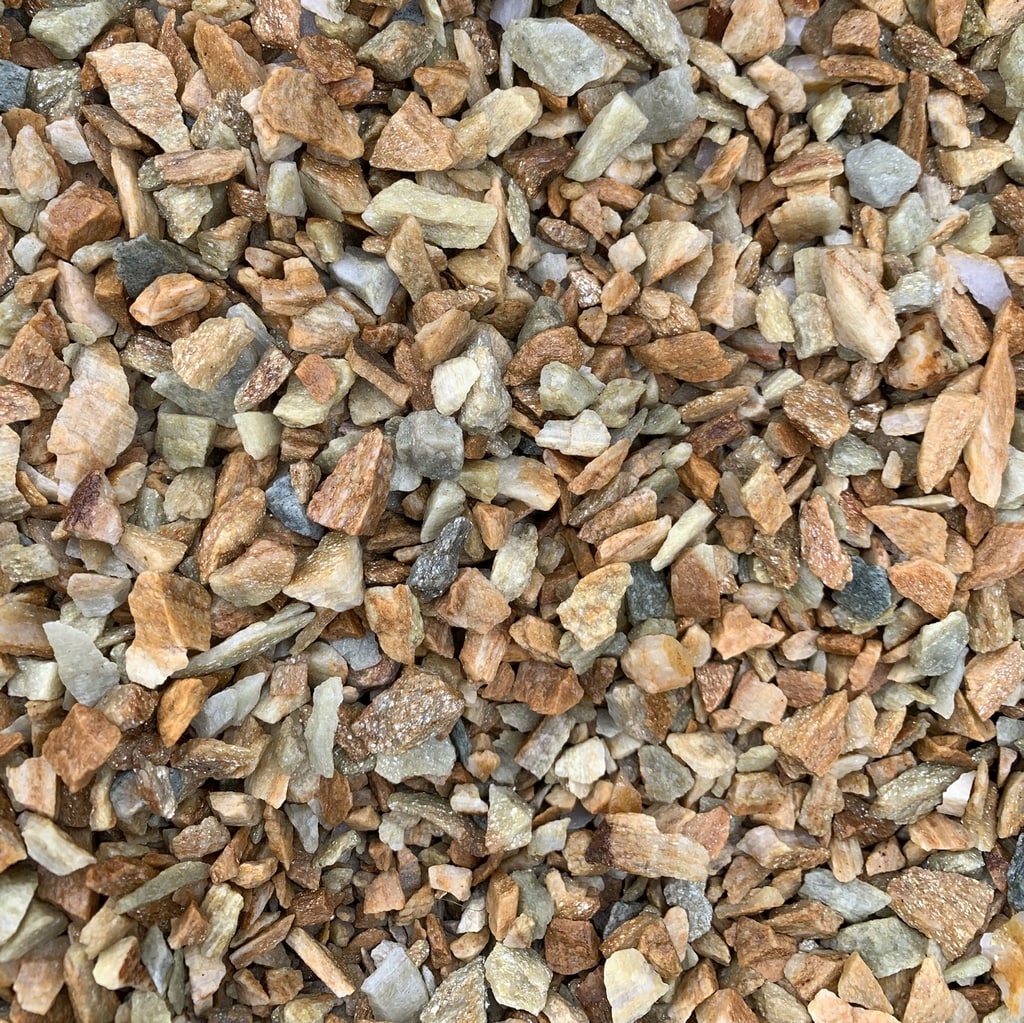  Щебень крошка желтый (ЗЛАТОЛИТ) фр. 5-10 мм.  купить  в Краснодаре мрамор золотистый, бежевый, желтый каменная ландшафтная декоративная крошка здатолита 8 000 руб/т   фото 