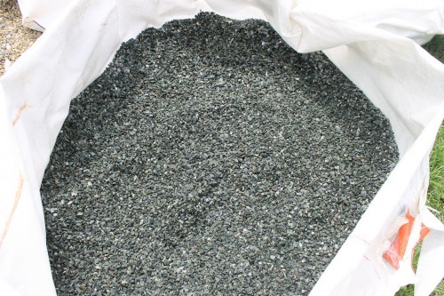  Щебень крошка зеленый (змеевик) фр. 5-10 мм  купить  в Краснодаре змеевик зеленый, салатовый ландшафтный декоративный щебень крошка 7 200 руб/т   фото 