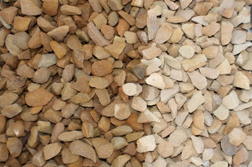  Щебень крошка желтый (песчаник) фр. 20-40 мм.  купить  в Краснодаре песчаник бежевый рыжий каменная крошка песчаника 7 200 руб/т   фото 