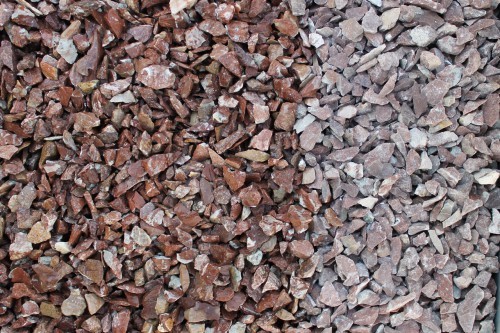  Мраморная крошка (щебень крошка розовый) фр. 10-20 мм.  купить  в Краснодаре мрамор розовый, красный каменная декоративная крошка ландшафтная 7700 руб/т   фото 