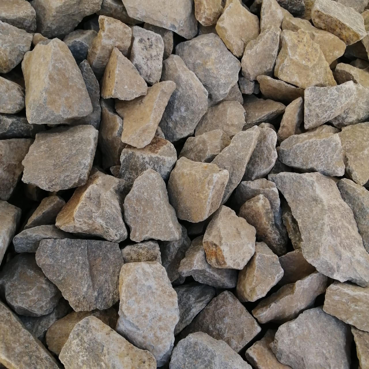 фото Габбро-диабаз  (фр. 70-100 мм)  купить в Краснодаре в интернет-портале 