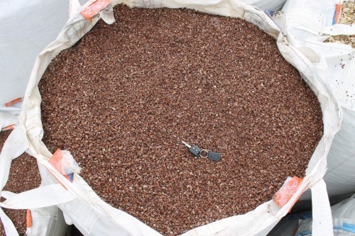  Мраморная крошка (щебень крошка розовый) фр. 5-10 мм.  купить  в Краснодаре мрамор розовый, красный щебень колотый ландшафтный декоративный  7700 руб/т   фото 